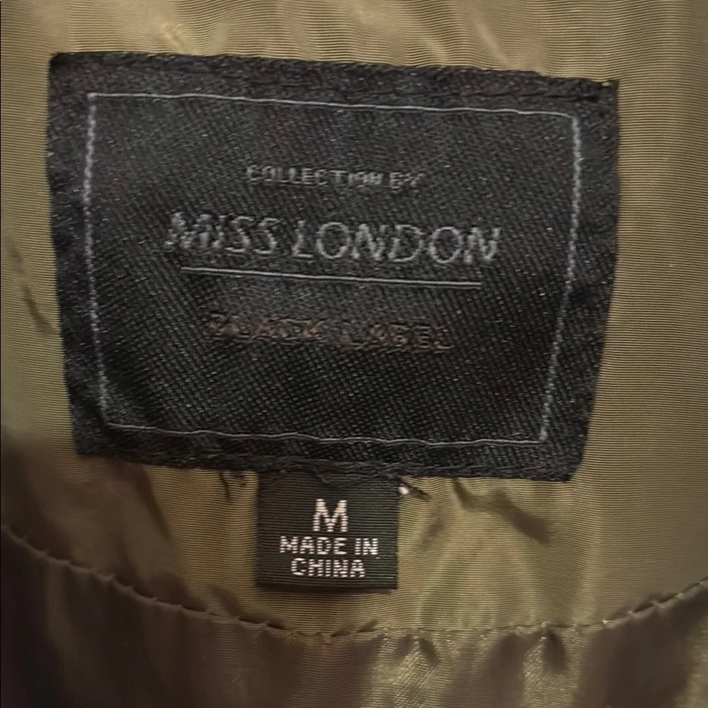 Miss London Green Bomber Jacket with Ribbed Collar - Picture 2 of 2
